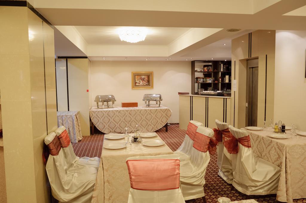 Hotel Gmg Констанца Екстериор снимка